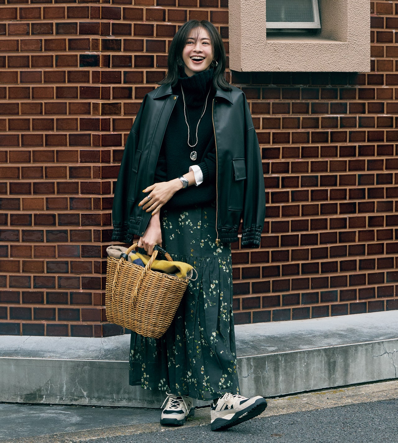 明日なに着る02022026 モデル/高垣麗子