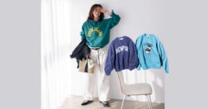 30代・40代【カラー＆ロゴのスウェット】大人が素敵に着こなすコツ、スタイリスト兵藤千尋さんが指南