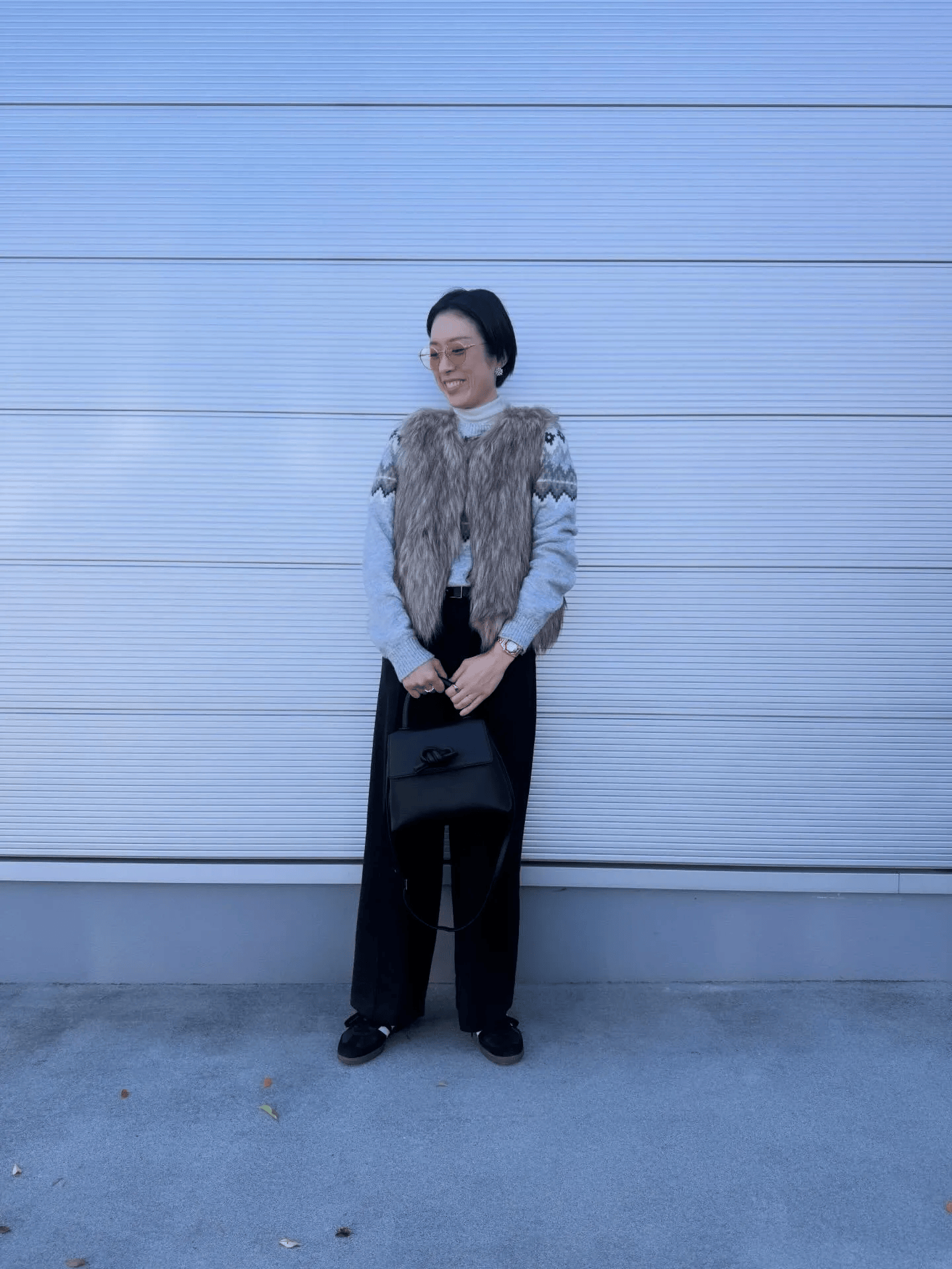 カレンソロジー「シャギーファーベスト」さきさんのコーデ