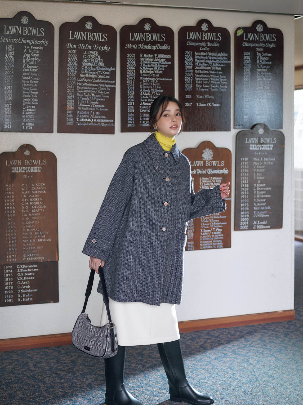 岸本セシルさんのWELBURY HEAT TWEED［ウェルベリー ヒートツイード］アウターコーデ