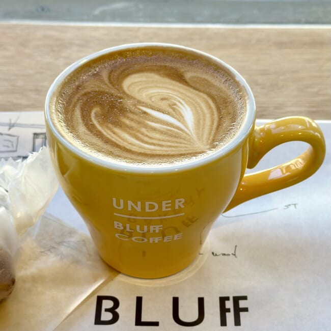 UNDER BLUFF COFFEE(アンダーブラフコーヒー)