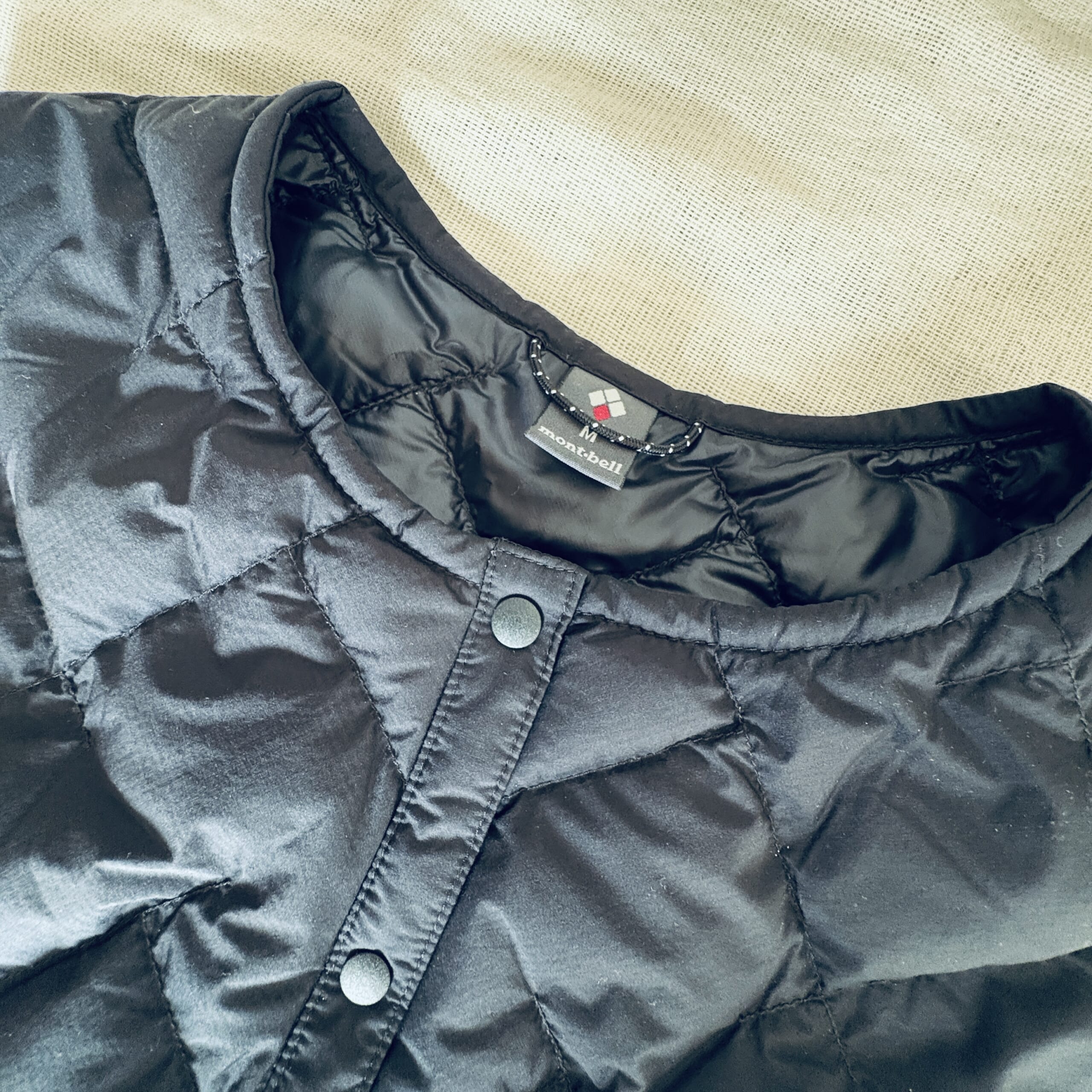 モンベル　ダウンベスト　mont-bell