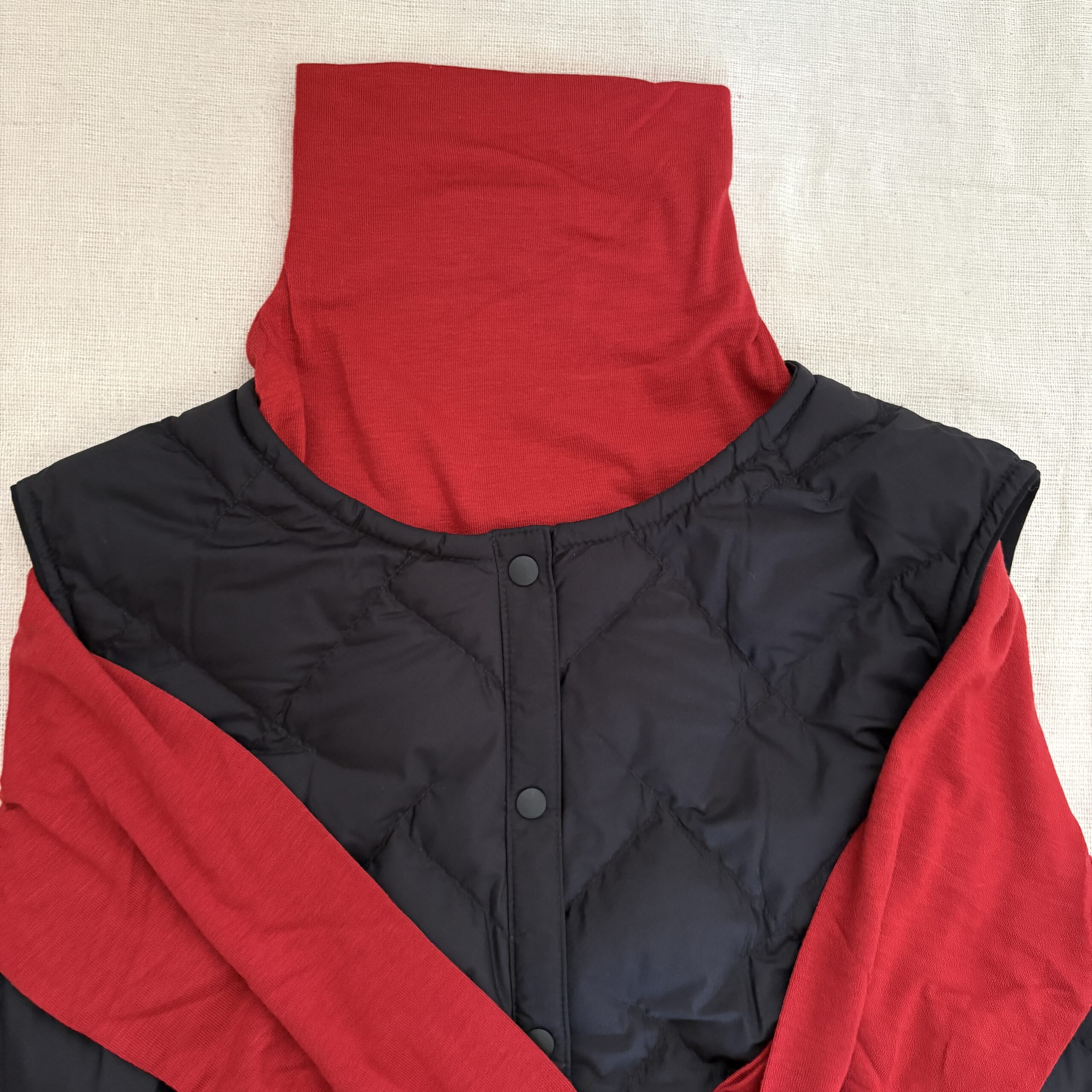 ユニクロ　UNIQLO　ヒートテック　モンベル　ダウンベスト