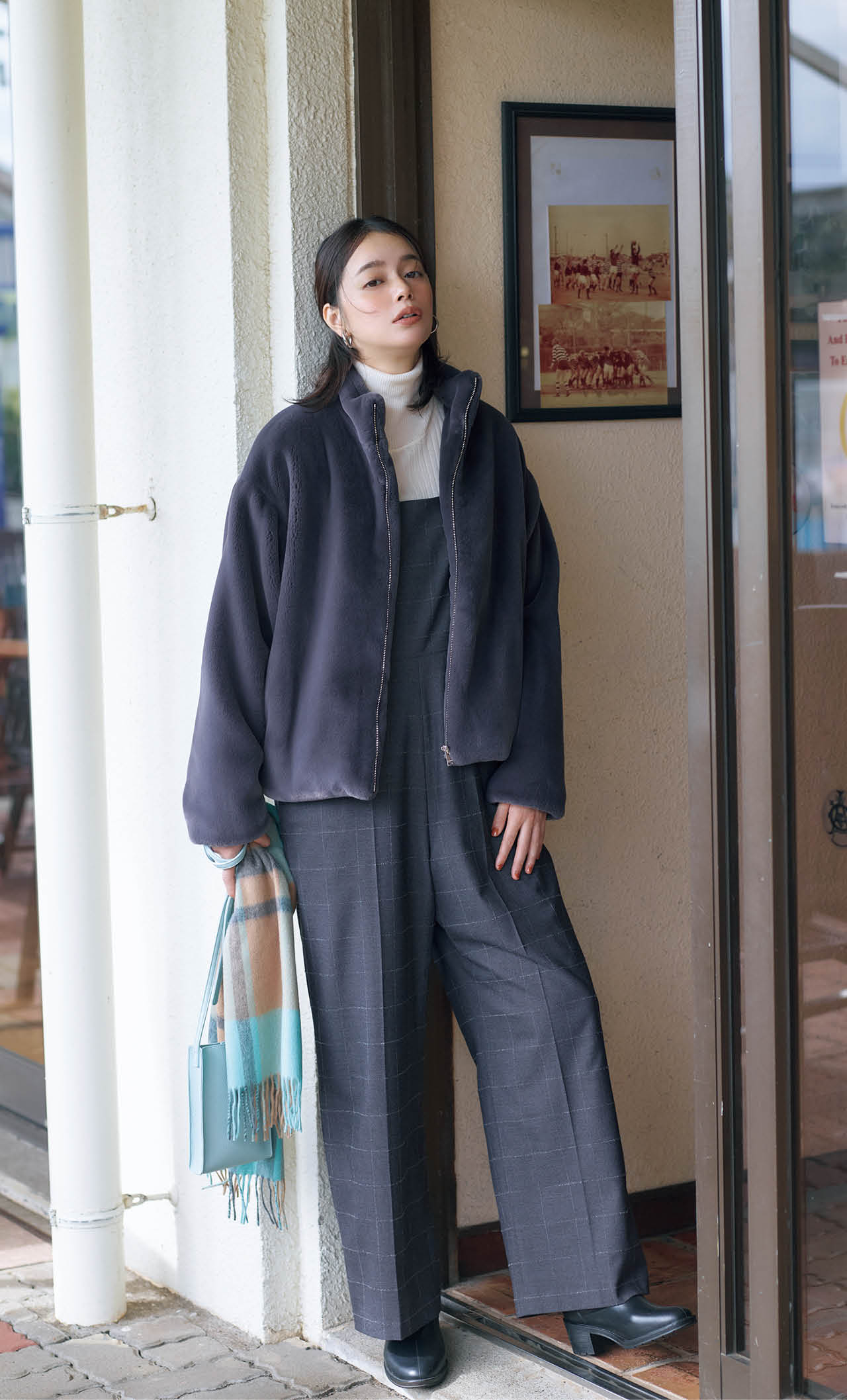 岸本セシルさんのFUR BLOUSON［ファーブルゾン］アウターコーデ