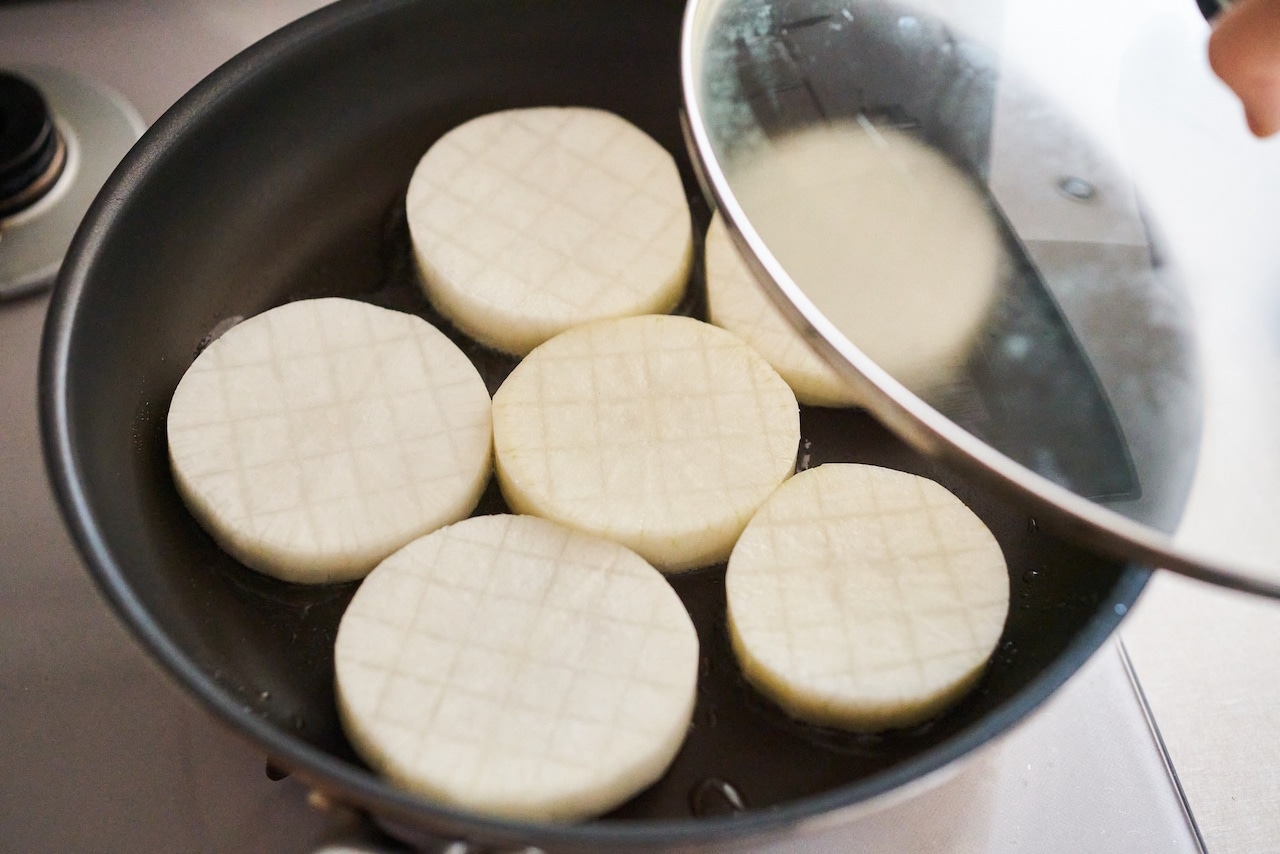 榎本美沙さん　大根ステーキ