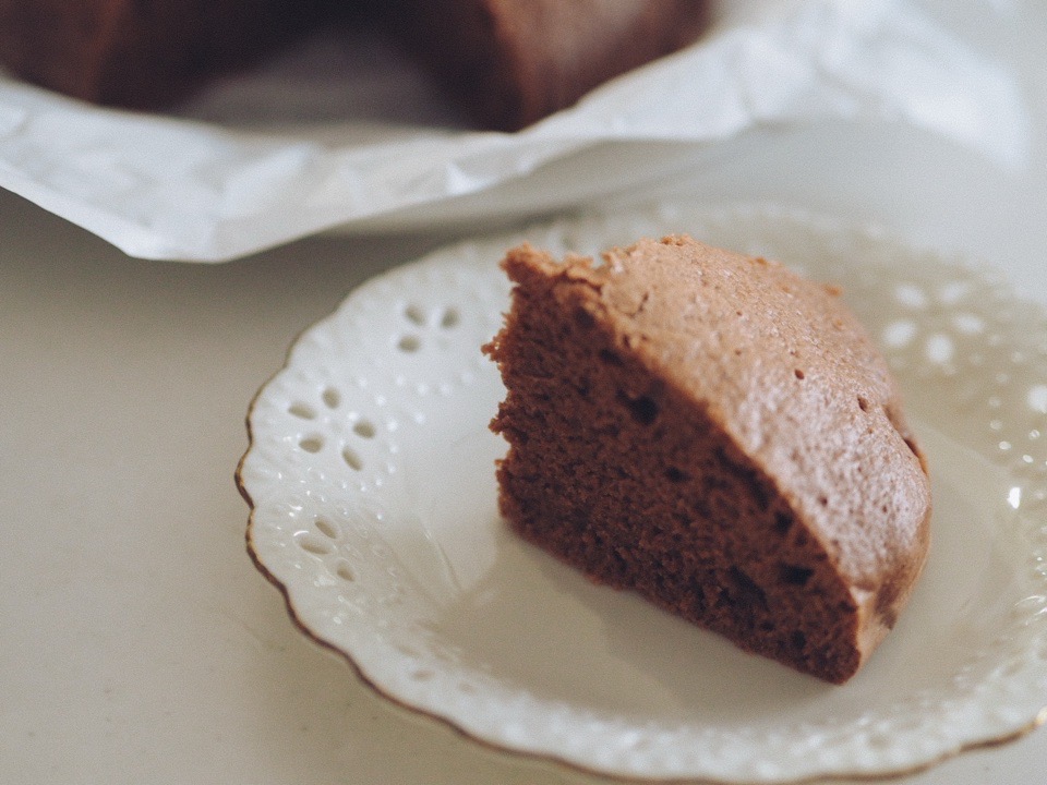 蒸しパンをお皿に取り分けたところ