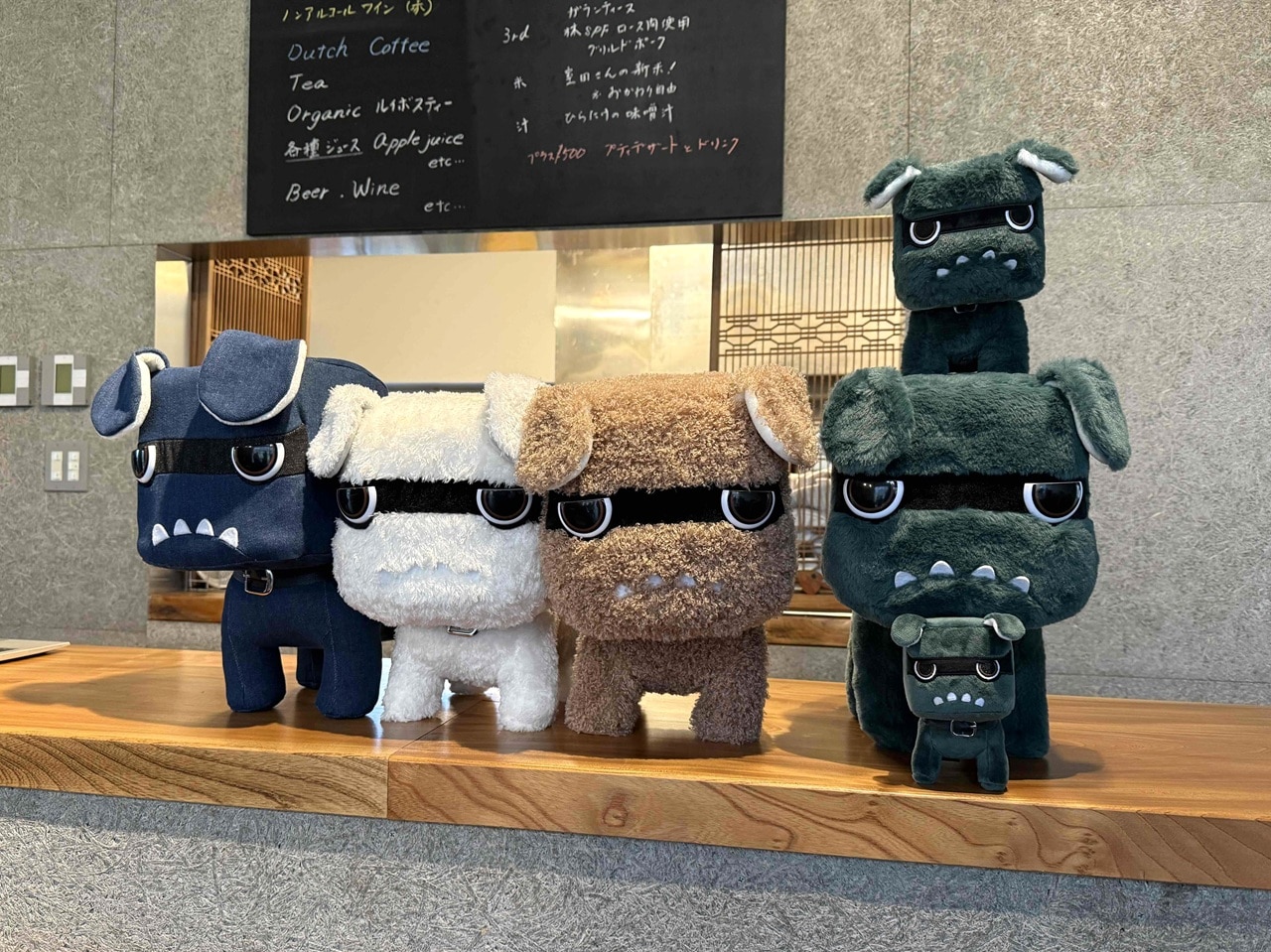 デリ丸。のぬいぐるみたち