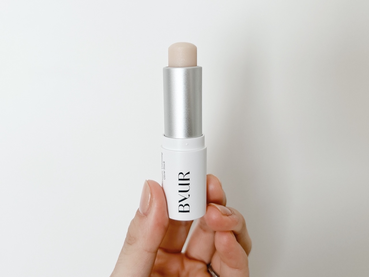 ByUR　セラムフィット ボリューミング グロースティック　00パール