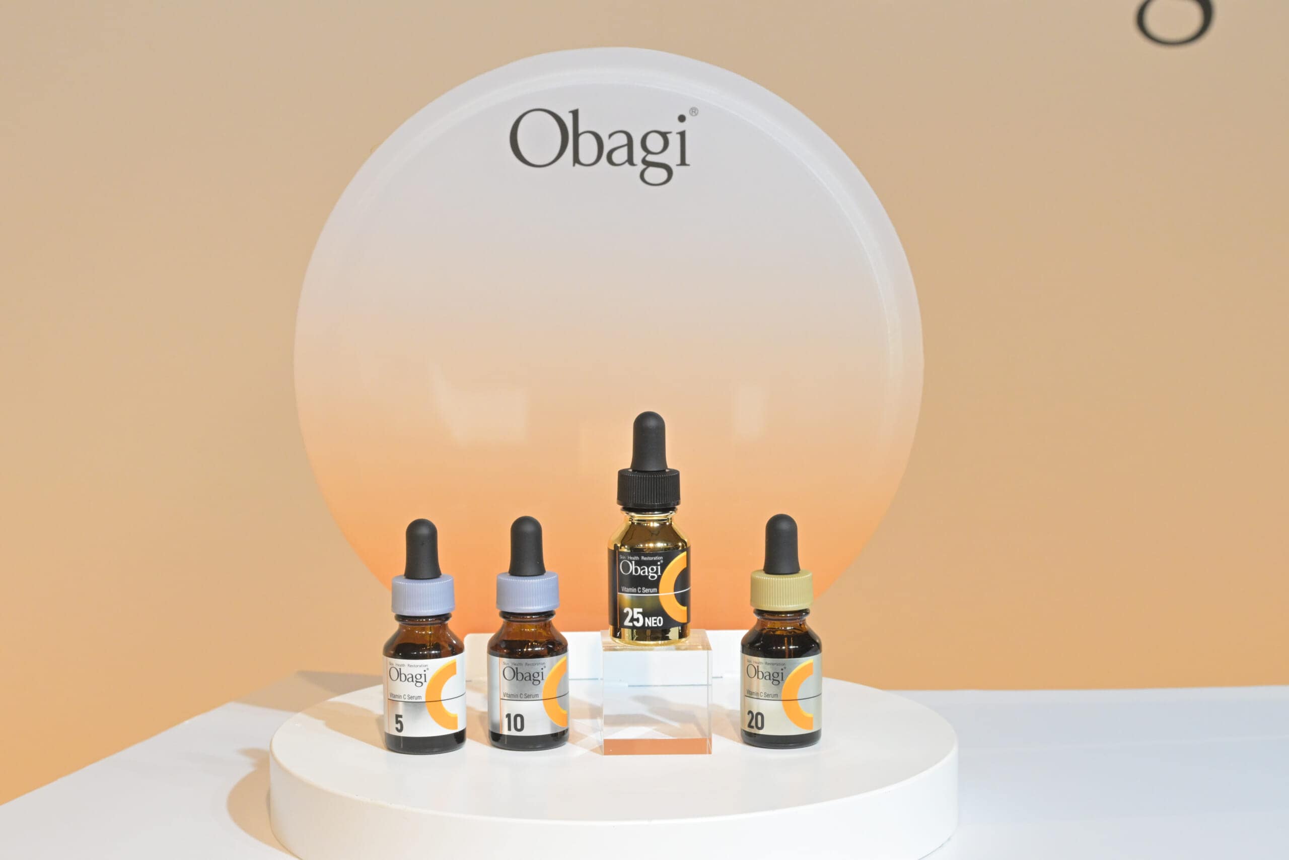 オバジCセラムシリーズ オバジC5セラム 12ml¥3300・オバジC10セラム 12ml¥4400・オバジC10セラム ラージ26ml¥7700・オバジC20セラム 15ml.¥8800・オバジC25セラム ネオ12ml¥11000/オバジ(2026年2月10日発売)