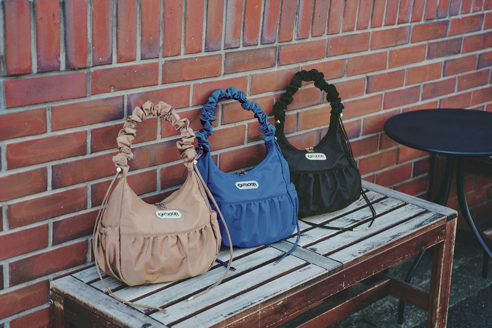 OUTDOOR PRODUCTS LEE100人隊おでかけ部別注可愛げ２wayギャザーショルダー