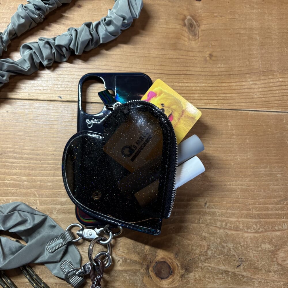 ajew
スマホケース