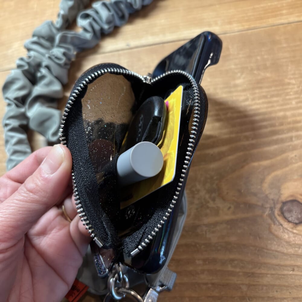 ajew スマホケース