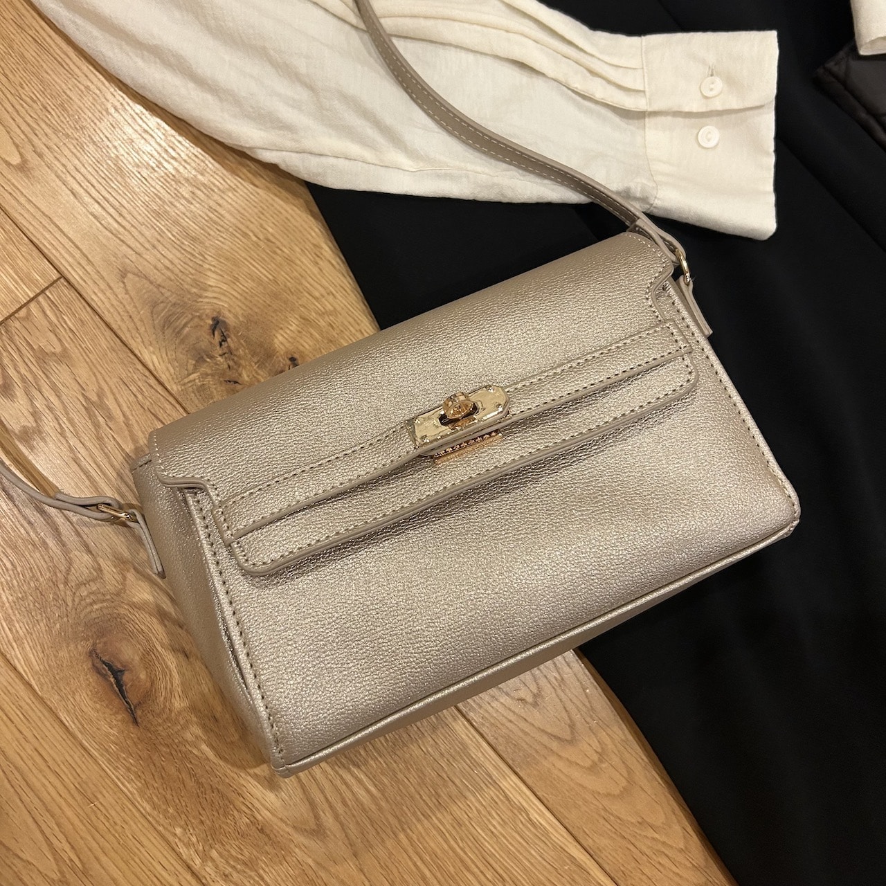 LEE100人隊 No.044 ゆっPさん　レプシィムのベージュバッグ