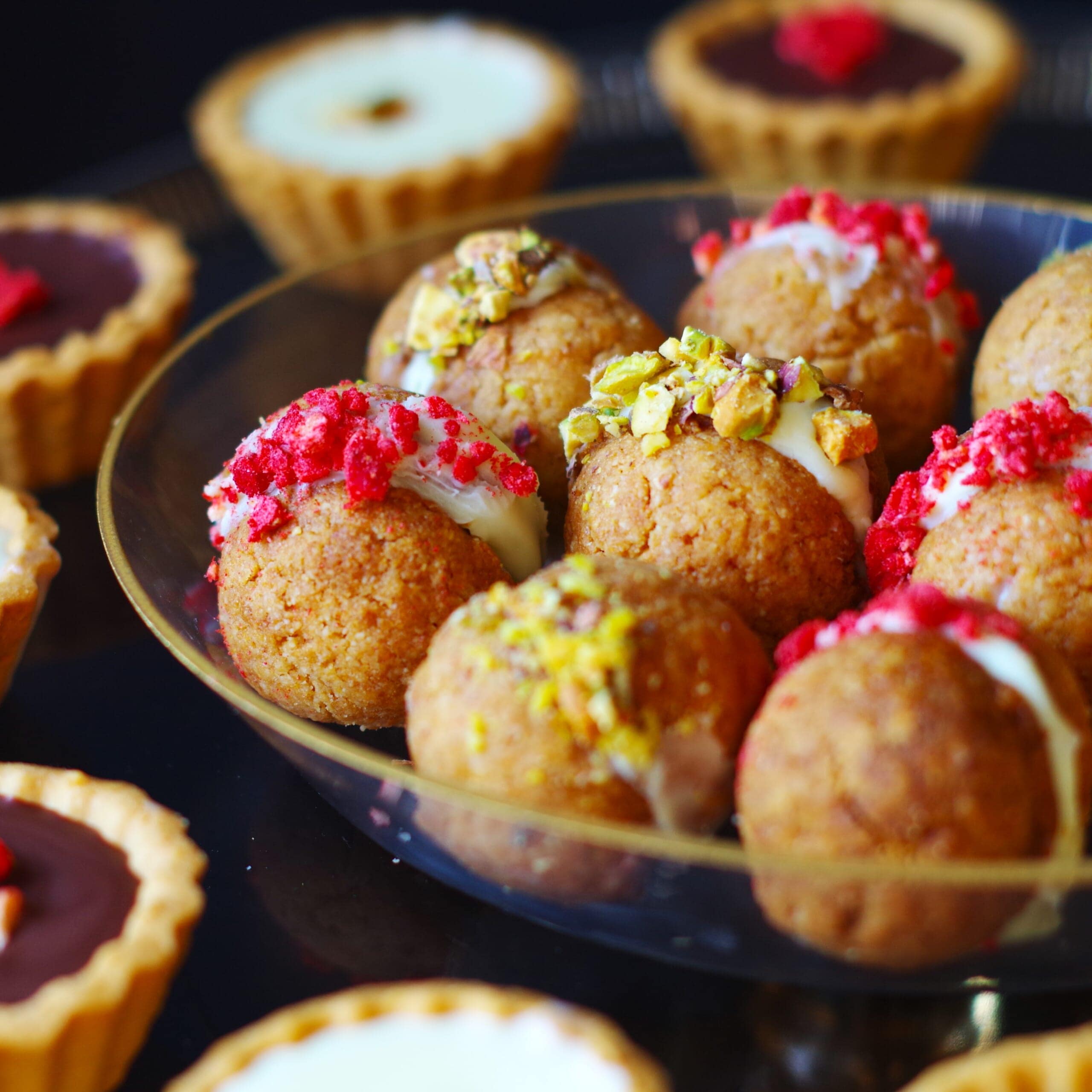 ミニチョコタルト ドライいちご オレンジピール ピスタチオ なかしましほさんレシピ バーチ・ディ・ダーマ