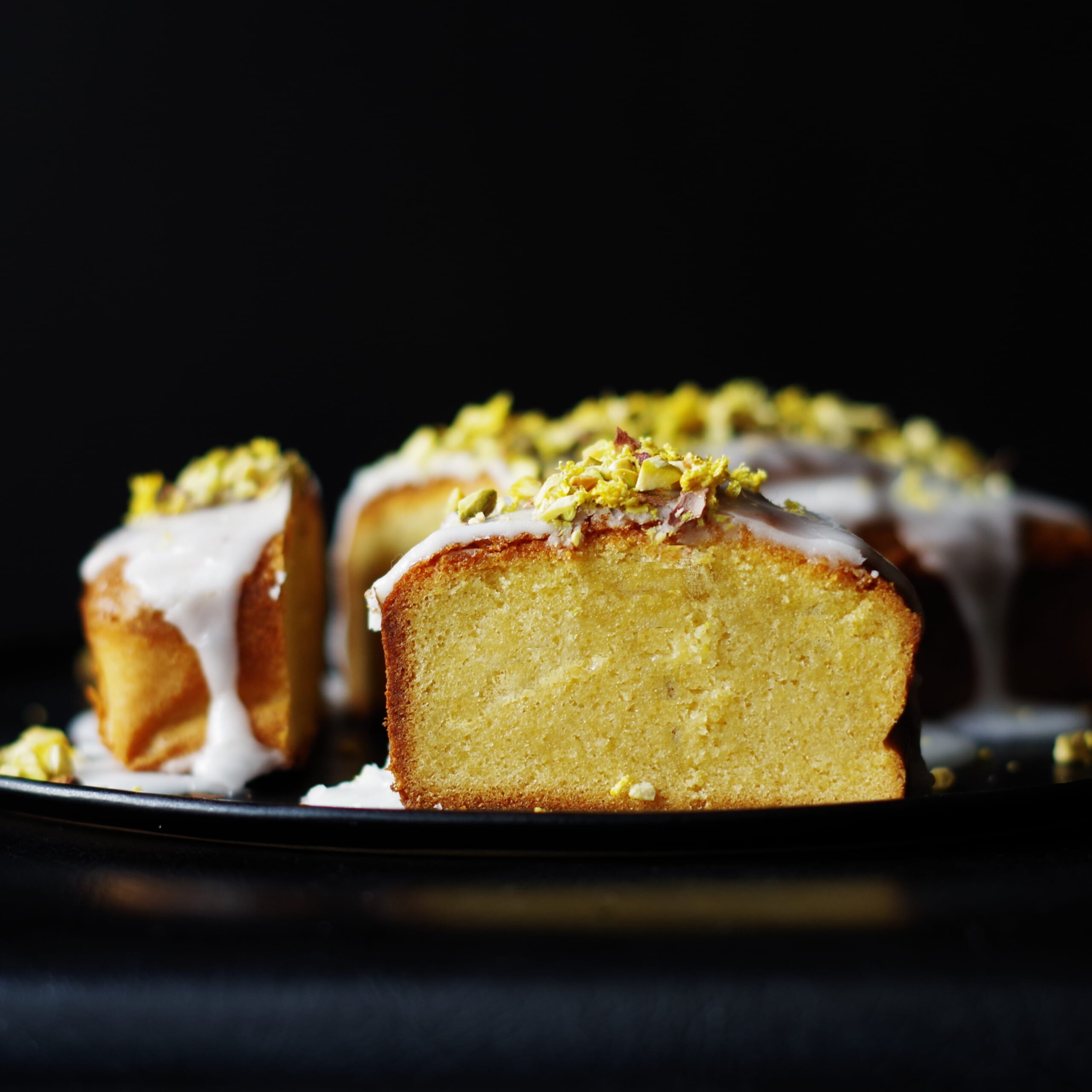 レモンのパウンドケーキ ピスタチオ 断面