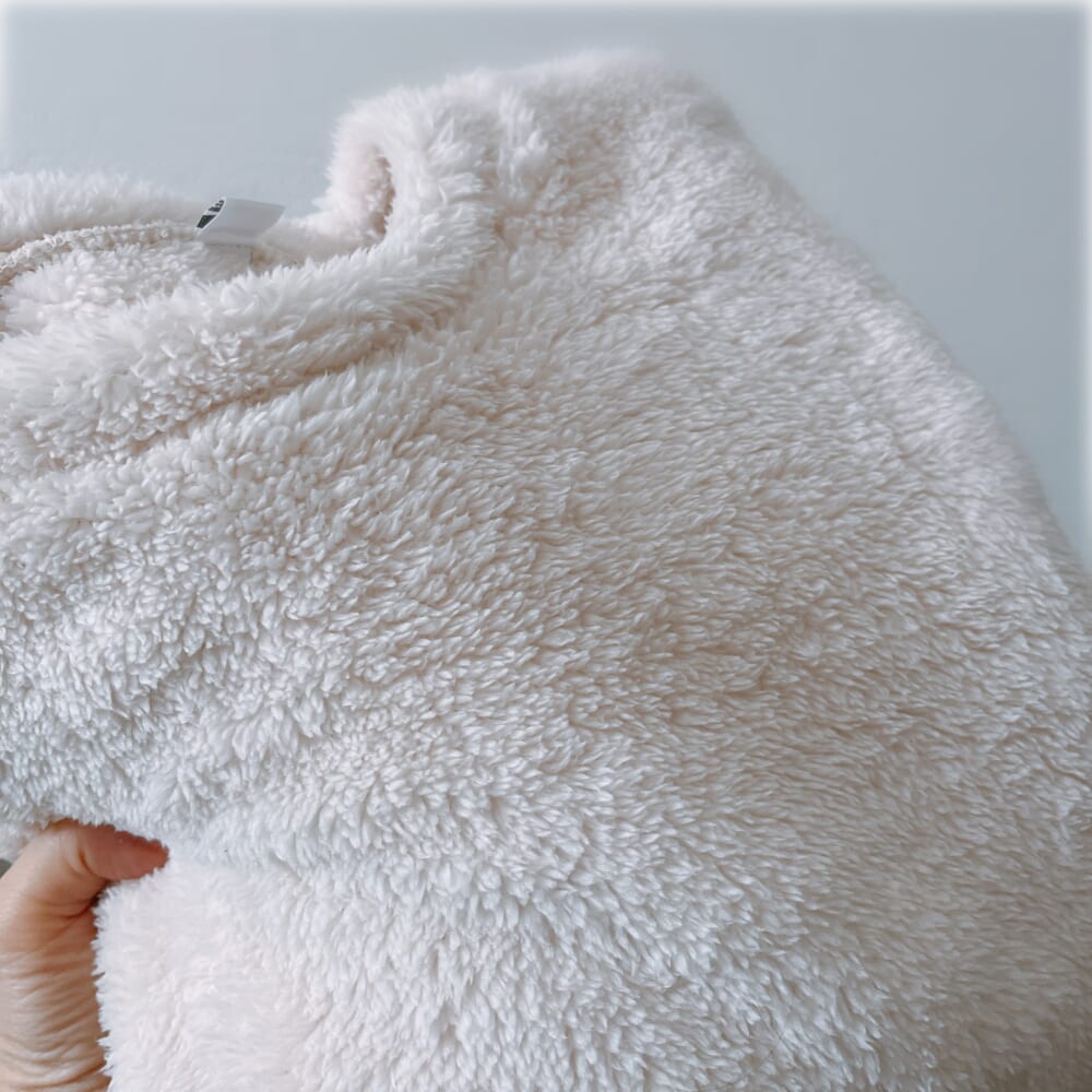 GU マシュマロフィールプルオーバー