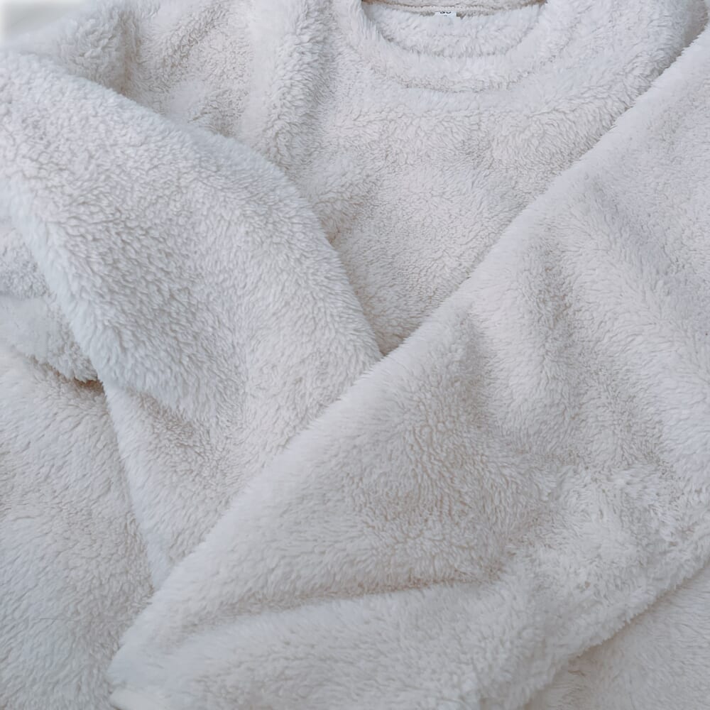 GU マシュマロフィールプルオーバー