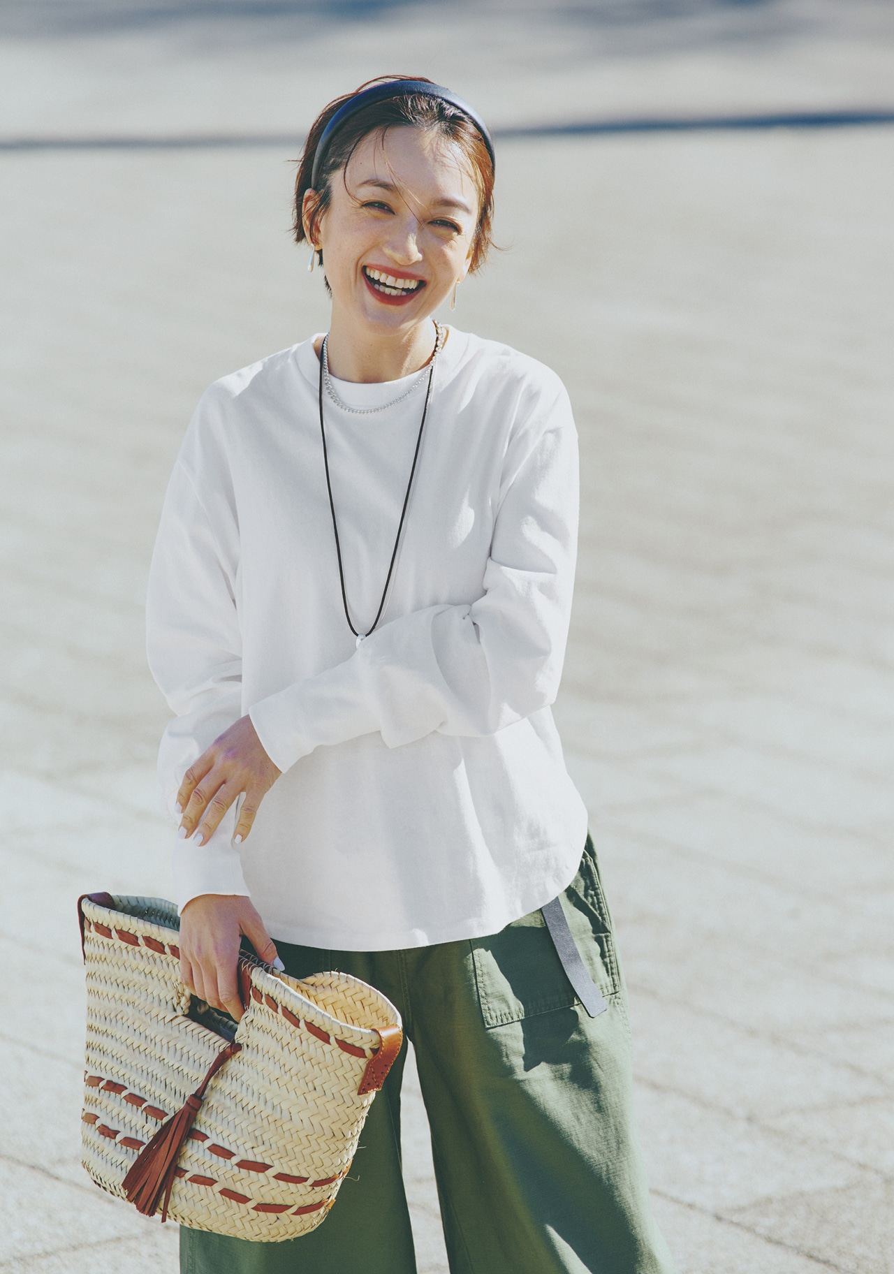 高山 都さんの12closet（トゥエルブクローゼット）【洗える】USAコットンロングスリーブTシャツのコーデ