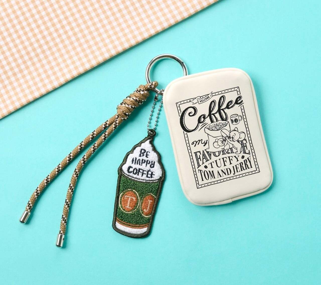 タリーズコーヒー 公式楽天市場店限定グッズ「トムとジェリー ポーチ付きチャーム」