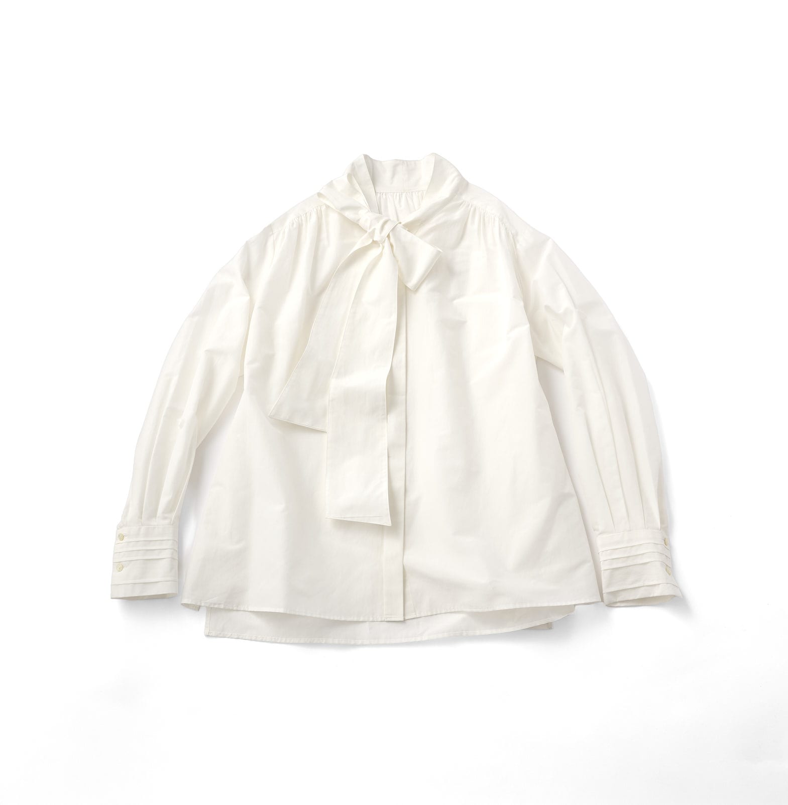 グリーンレーベルリラクシングのブラウス ママエディター高橋夏果の試着コメント付き