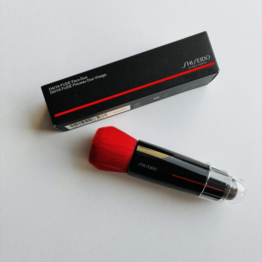 SHISEIDO「DAIYA FUDE フェイス デュオ」箱とブラシ