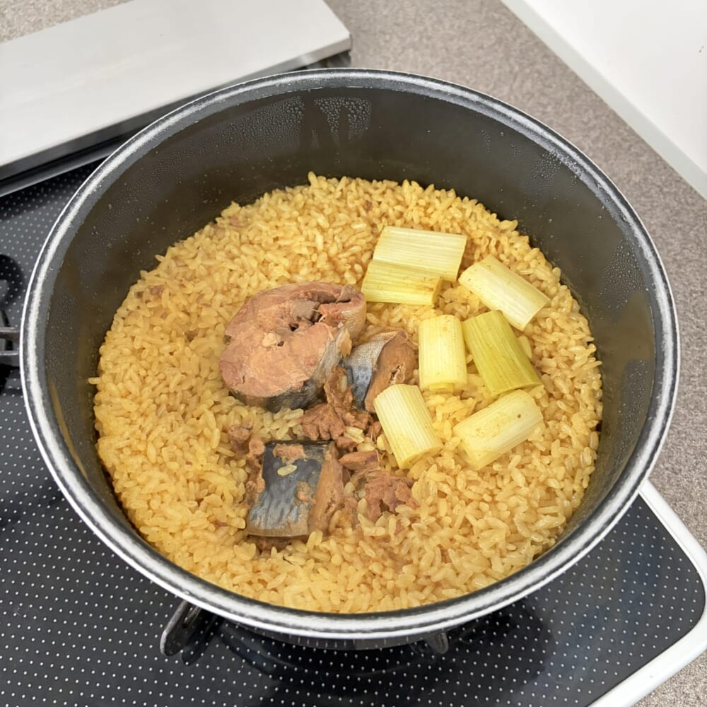 サバみそカレー飯　鯖缶　ぐっち夫婦