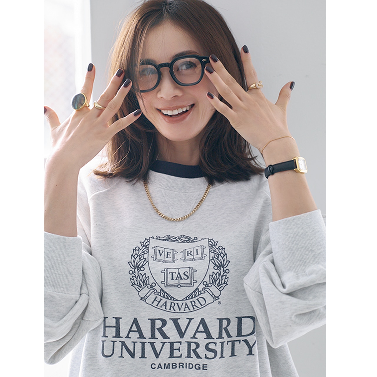 ゴールドアクセサリーが引き締め役に 高垣麗子さん