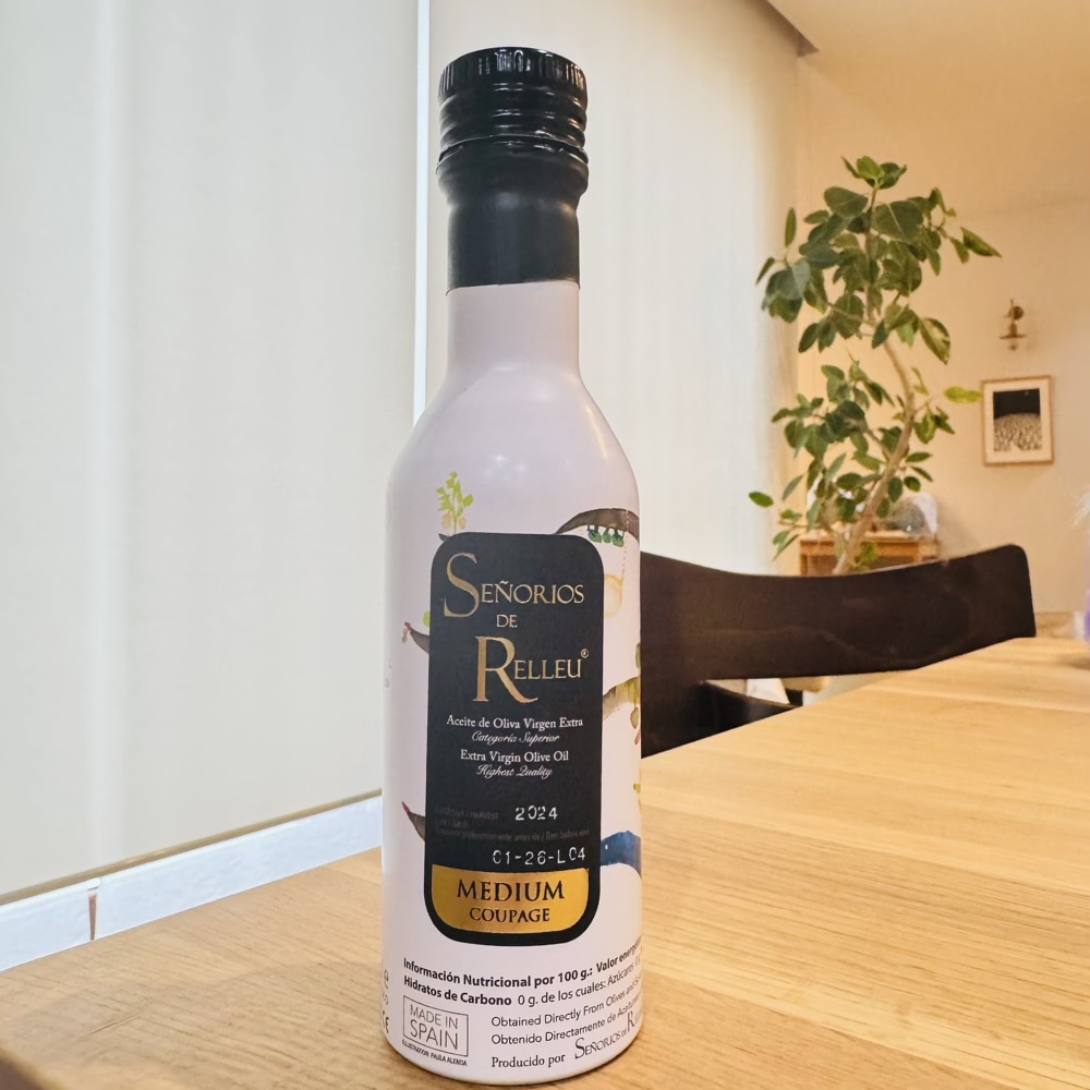 オリーブオイル　エキストラバージン　オイル