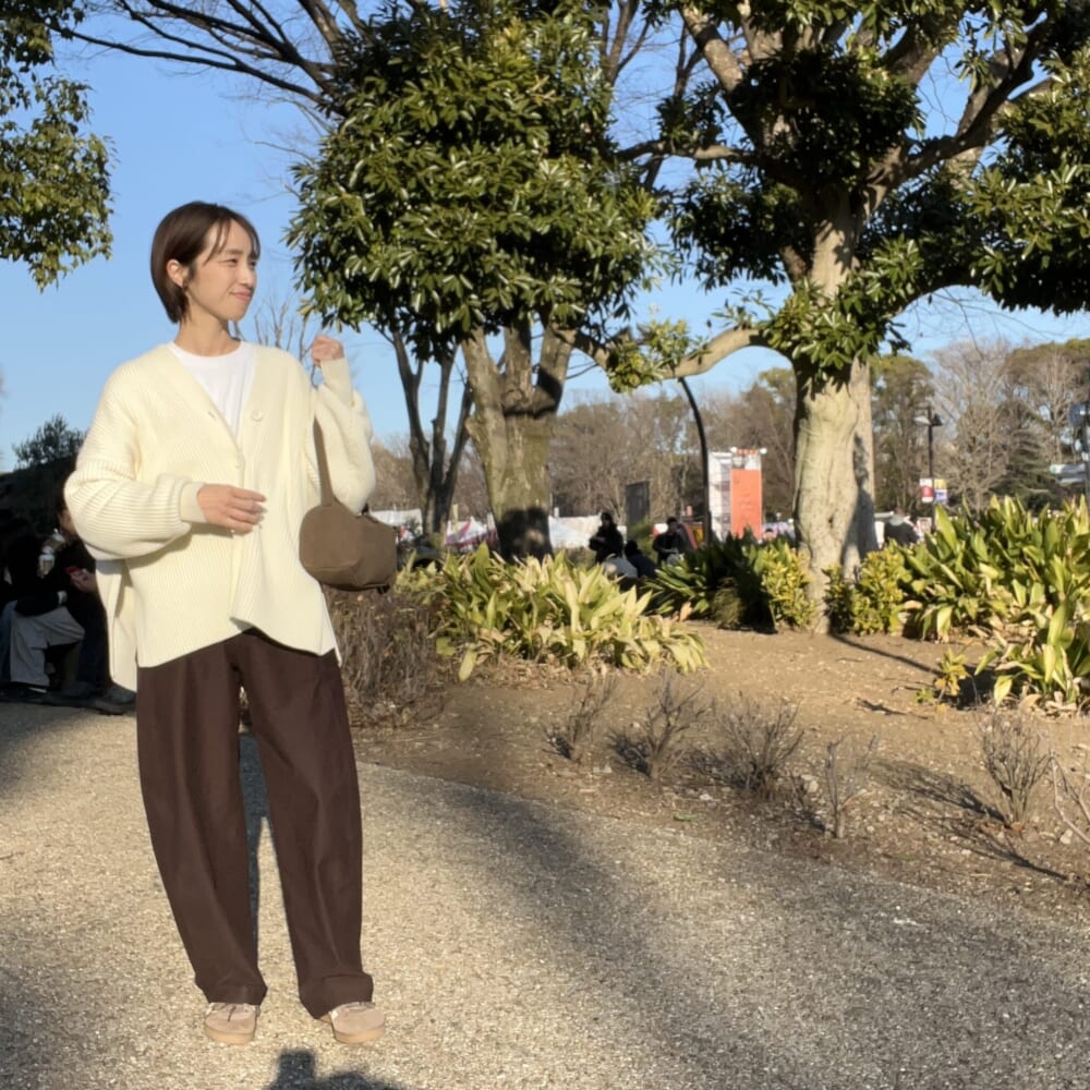 UNIQLO ジャージーバレルレッグパンツ　冬コーデ