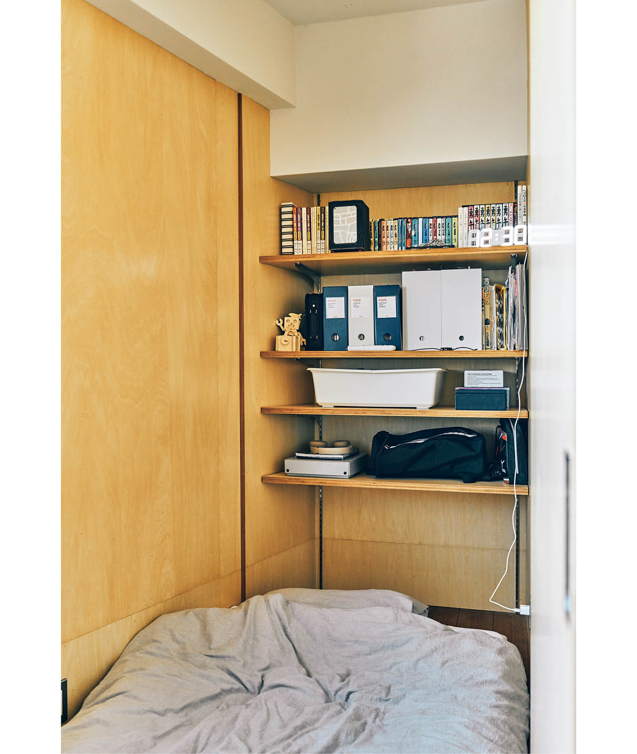 キッチン横の長男の部屋は、3畳弱。