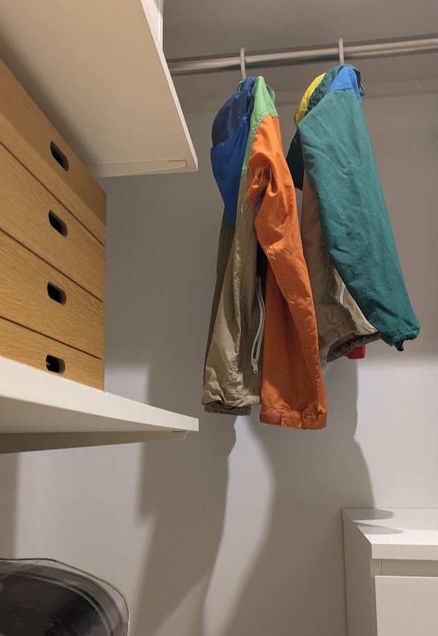 ファミリークローゼット　子供　収納