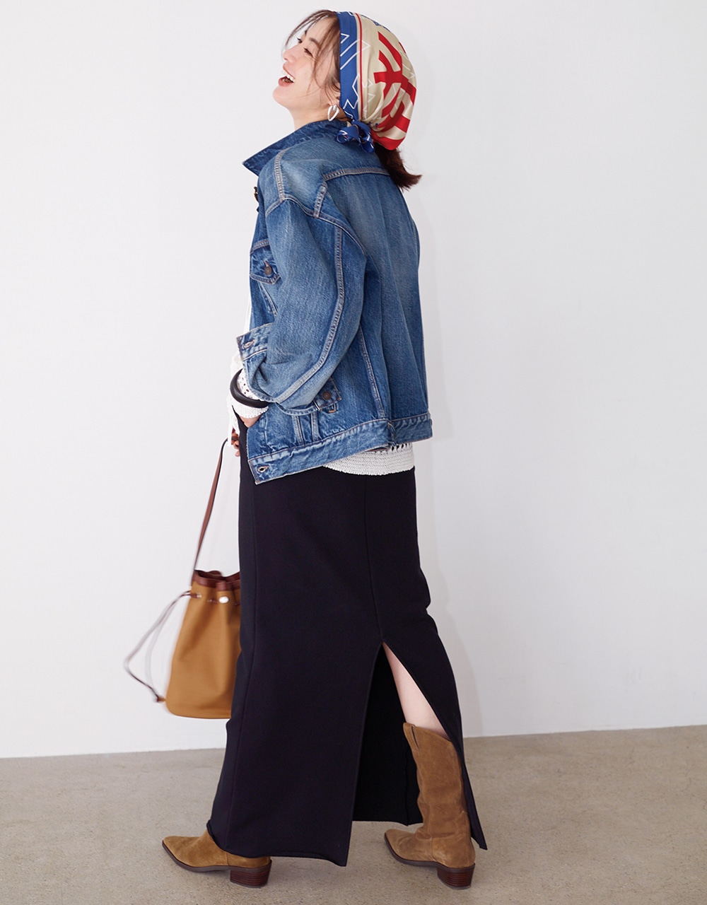 【SACRA（サクラ）】のスウェットロングスカートコーデ 高垣麗子さん