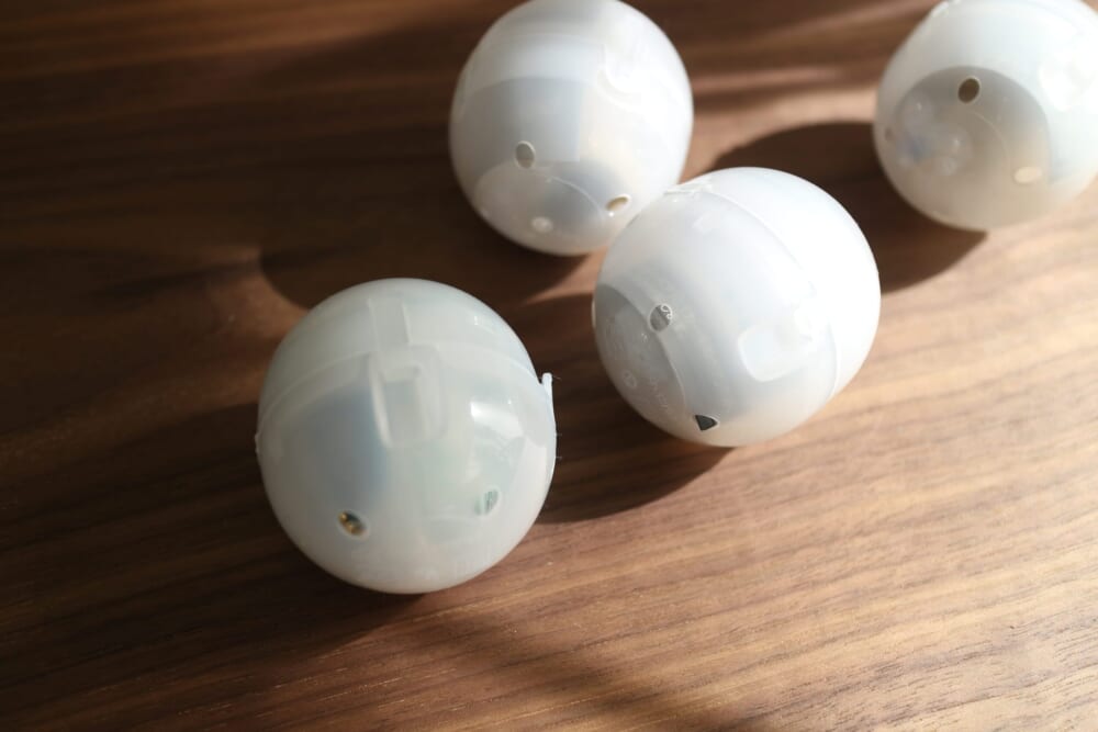 ガチャガチャ　ポーラベア　ミニチュアチャーム