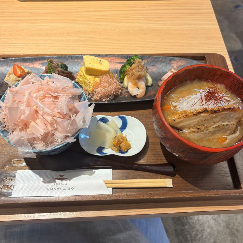 朝ごはん　鰹節