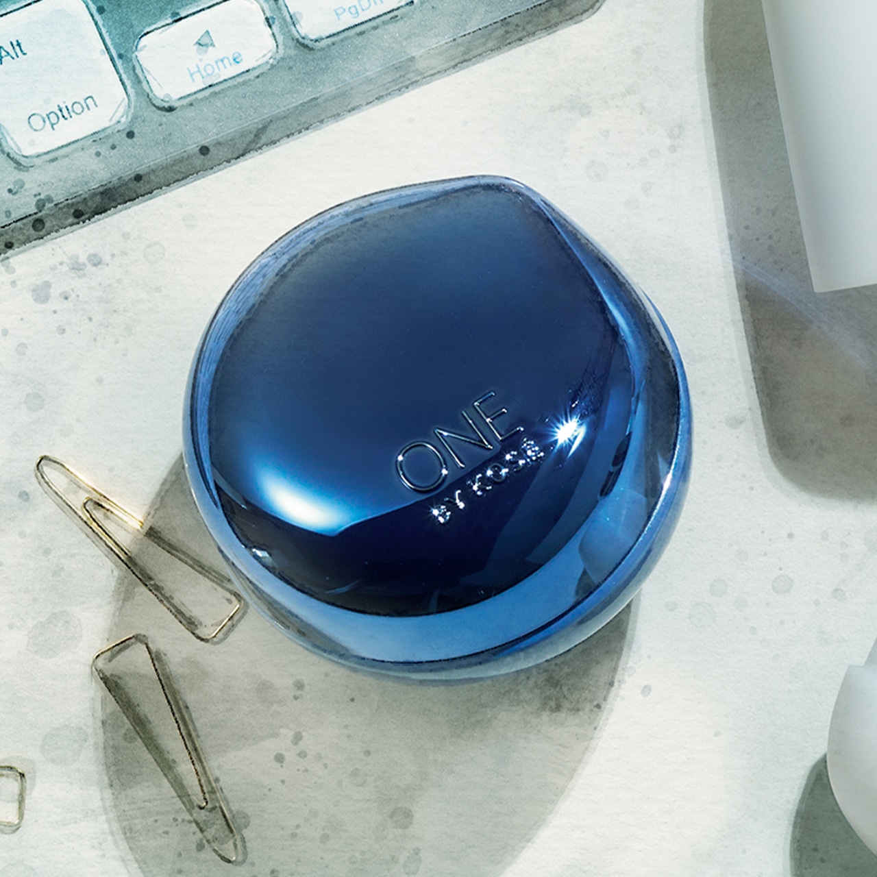 ONE BY KOSÉ 
セラム シールド（医薬部外品） 40g￥5940（編集部調べ）／コーセー