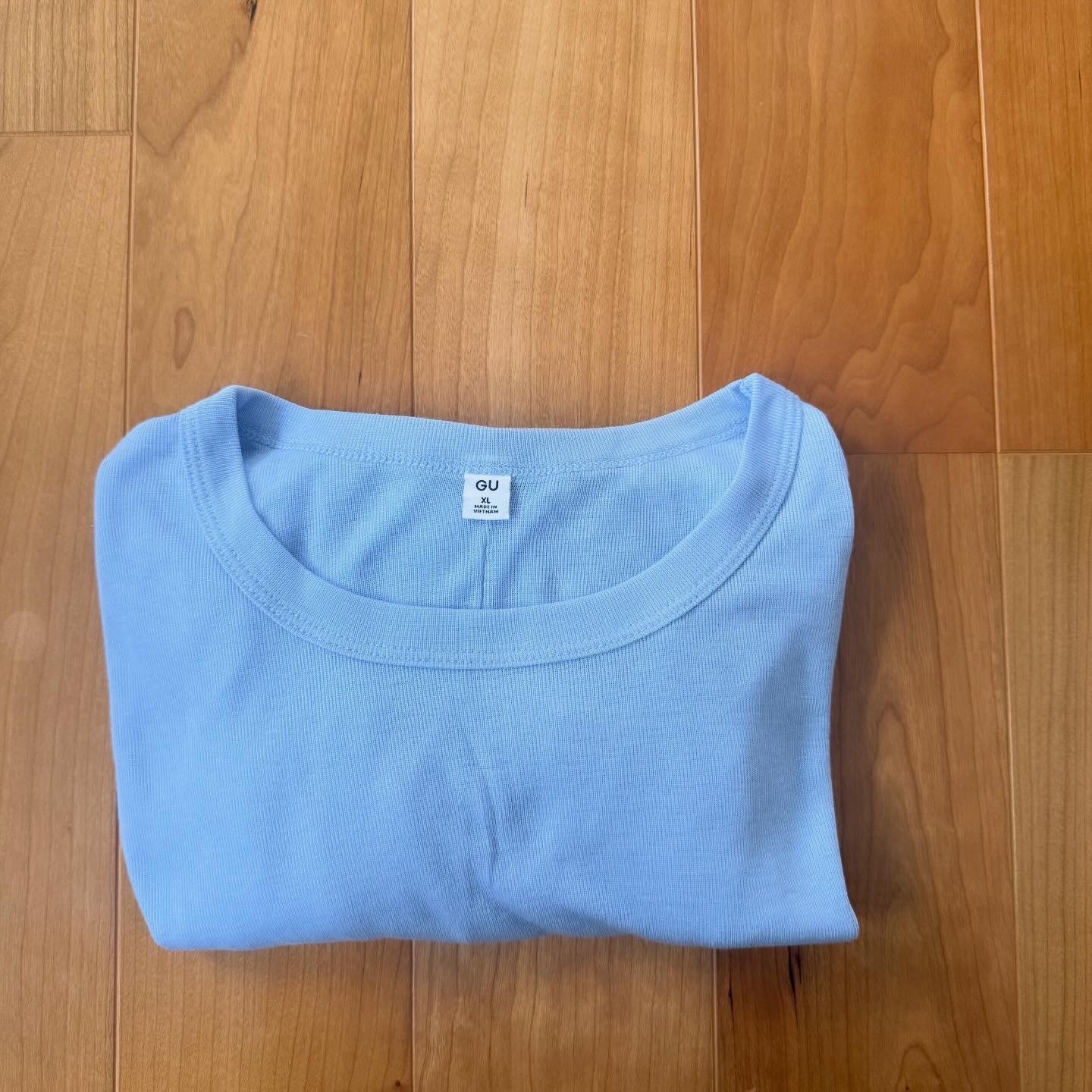 GU ソフトシアークルーネックT(長袖)