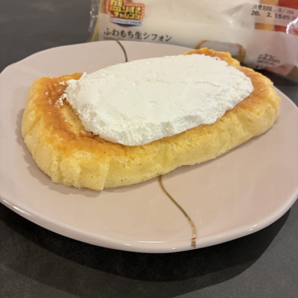 盛りすぎチャレンジ　LAWSON　ふわもち生シフォン