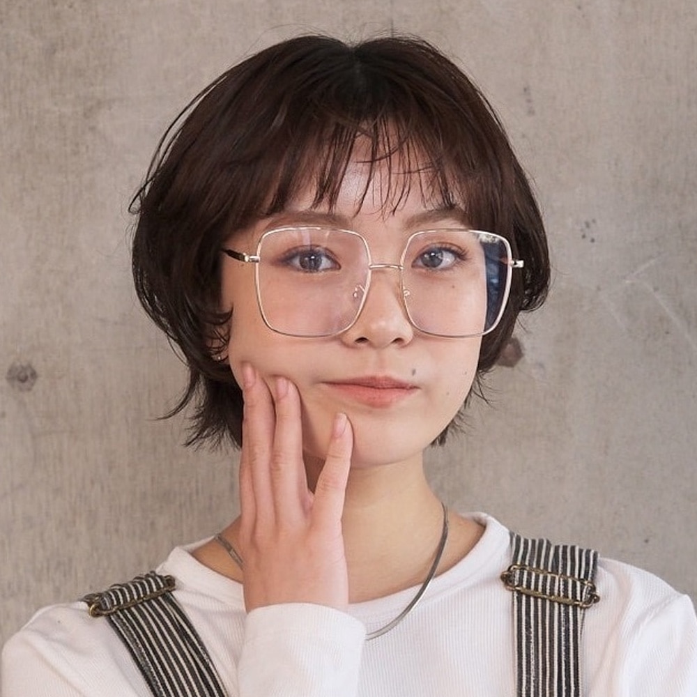 【大人におすすめなショートヘア】丸みとくびれの「よくばりショート」アザーカット02