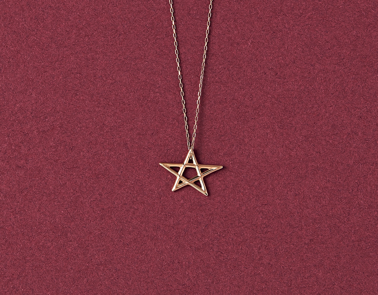 （K10YG）￥25300／フーブス（ル ボンボン）