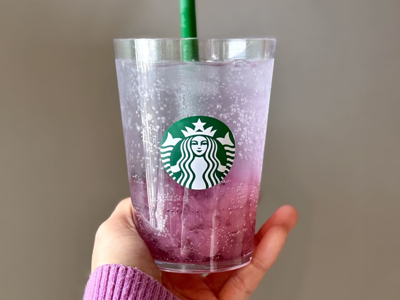 スタバ新作「桜 咲くよ 白桃 ソーダ」