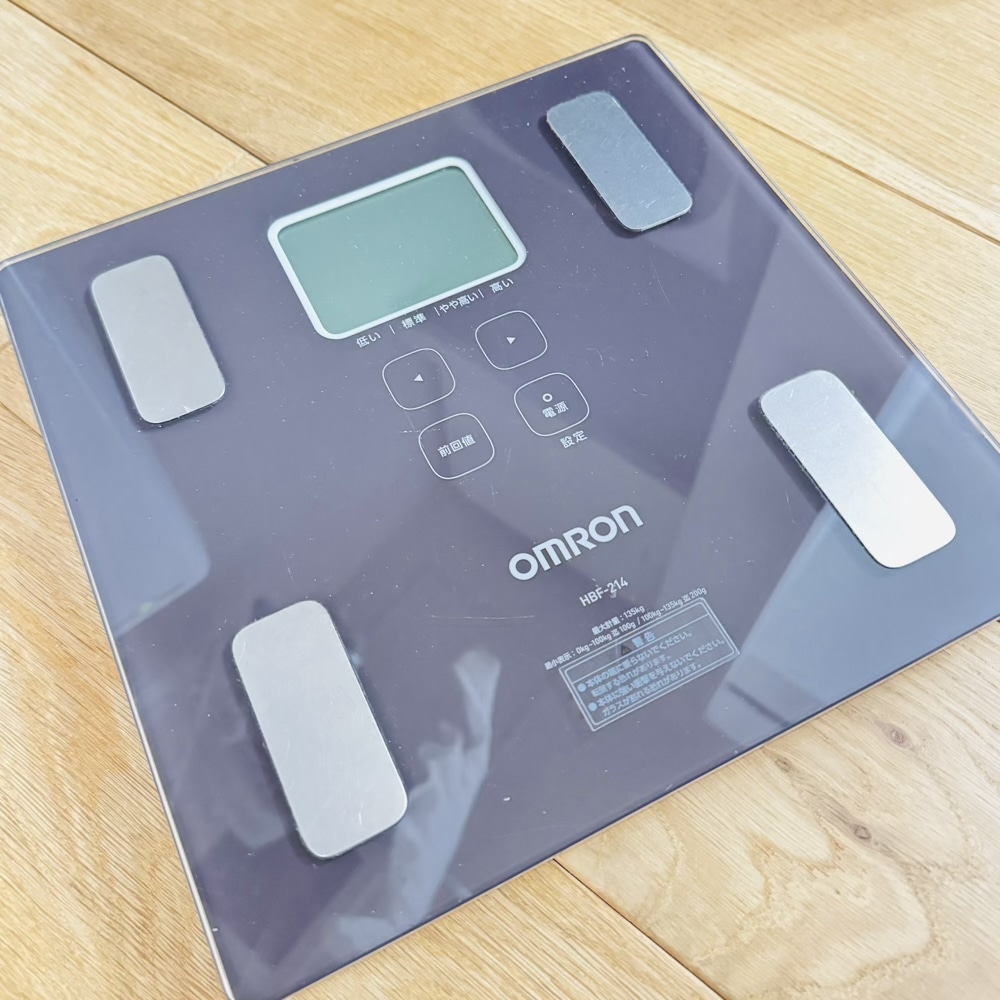 体重計　オムロン