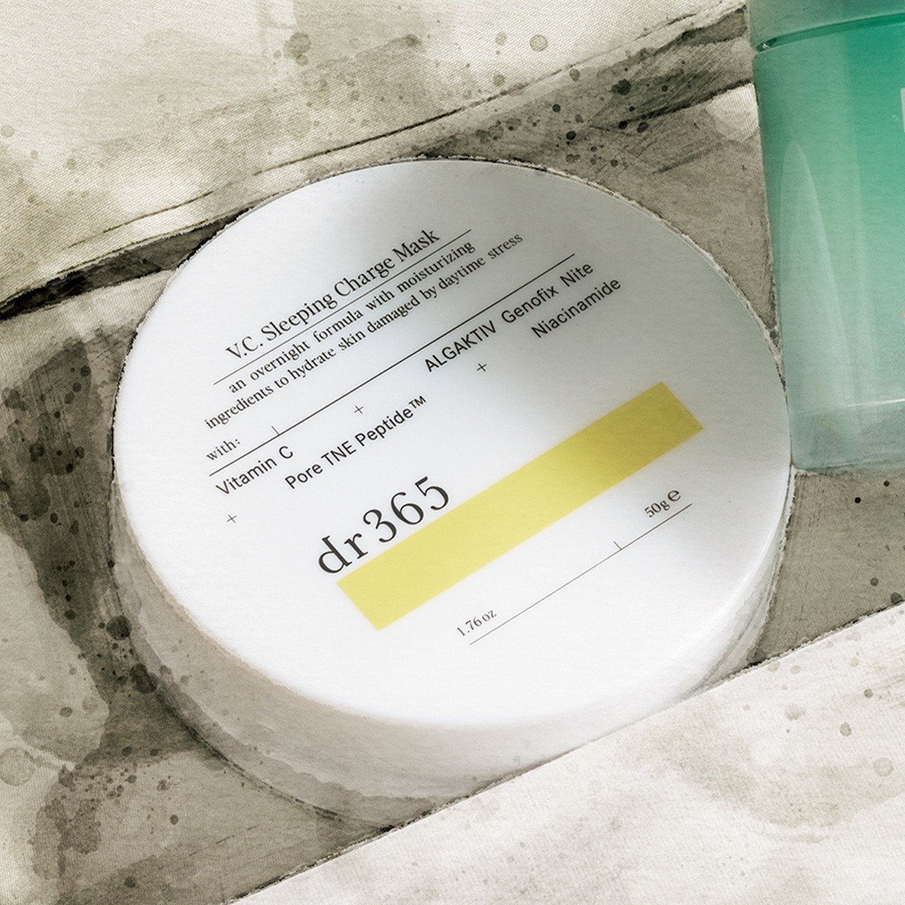 dr365
V.C.スリーピングチャージマスク 50g¥4290(限定品)