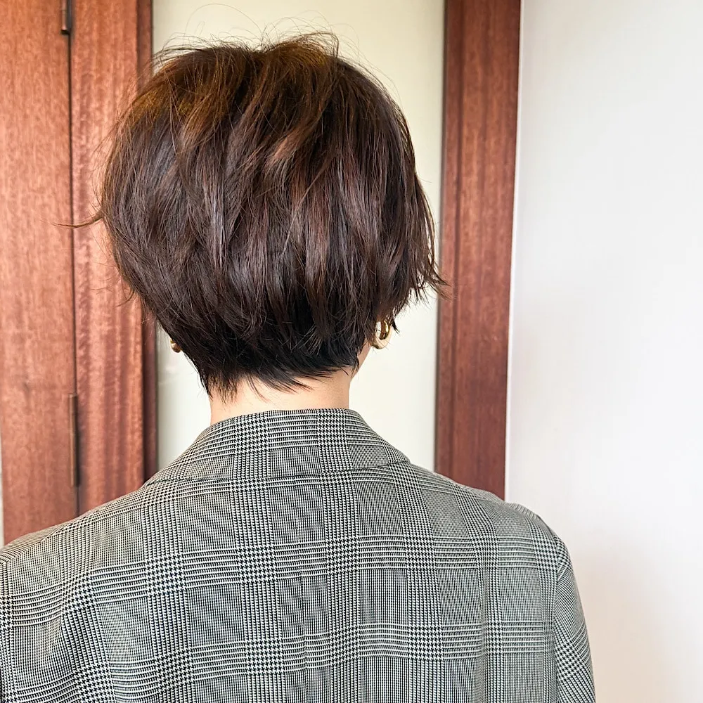 みーとさん　くせ毛風マッシュショート　バック