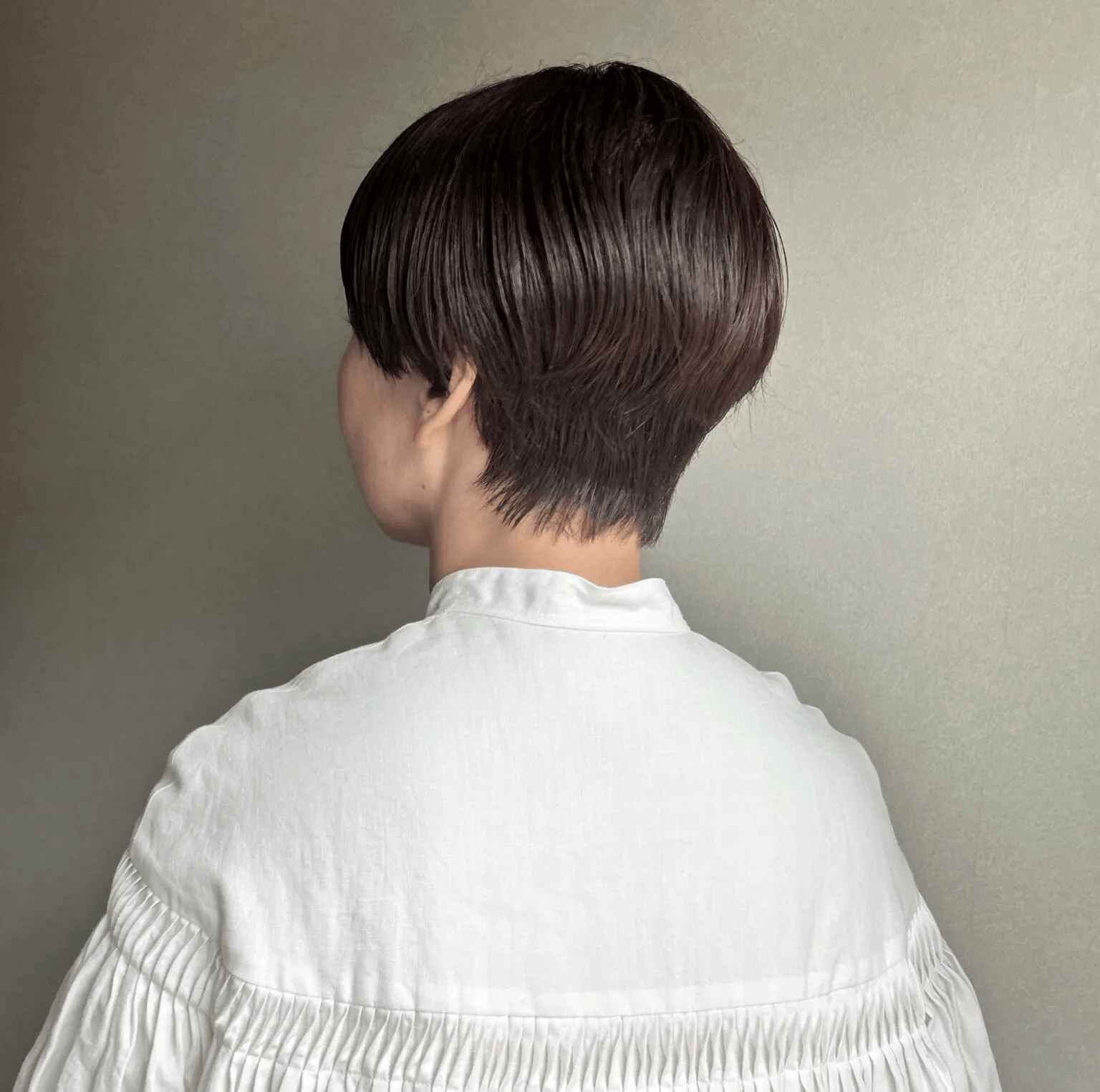 おけいさん　マッシュショート　バック