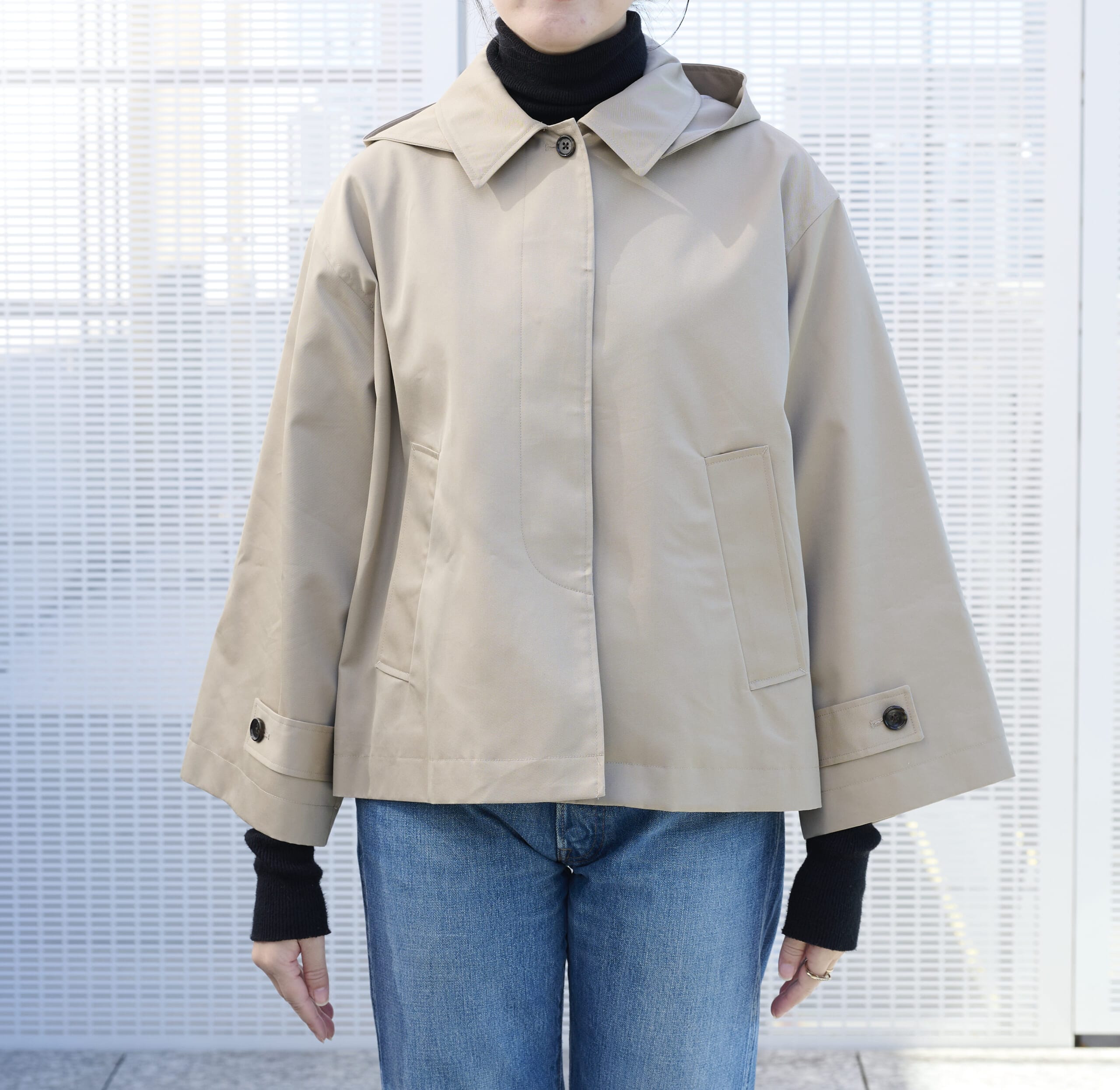 12closet 【洗える】【撥水】ステンカラーフーディーコートをエディターが着用