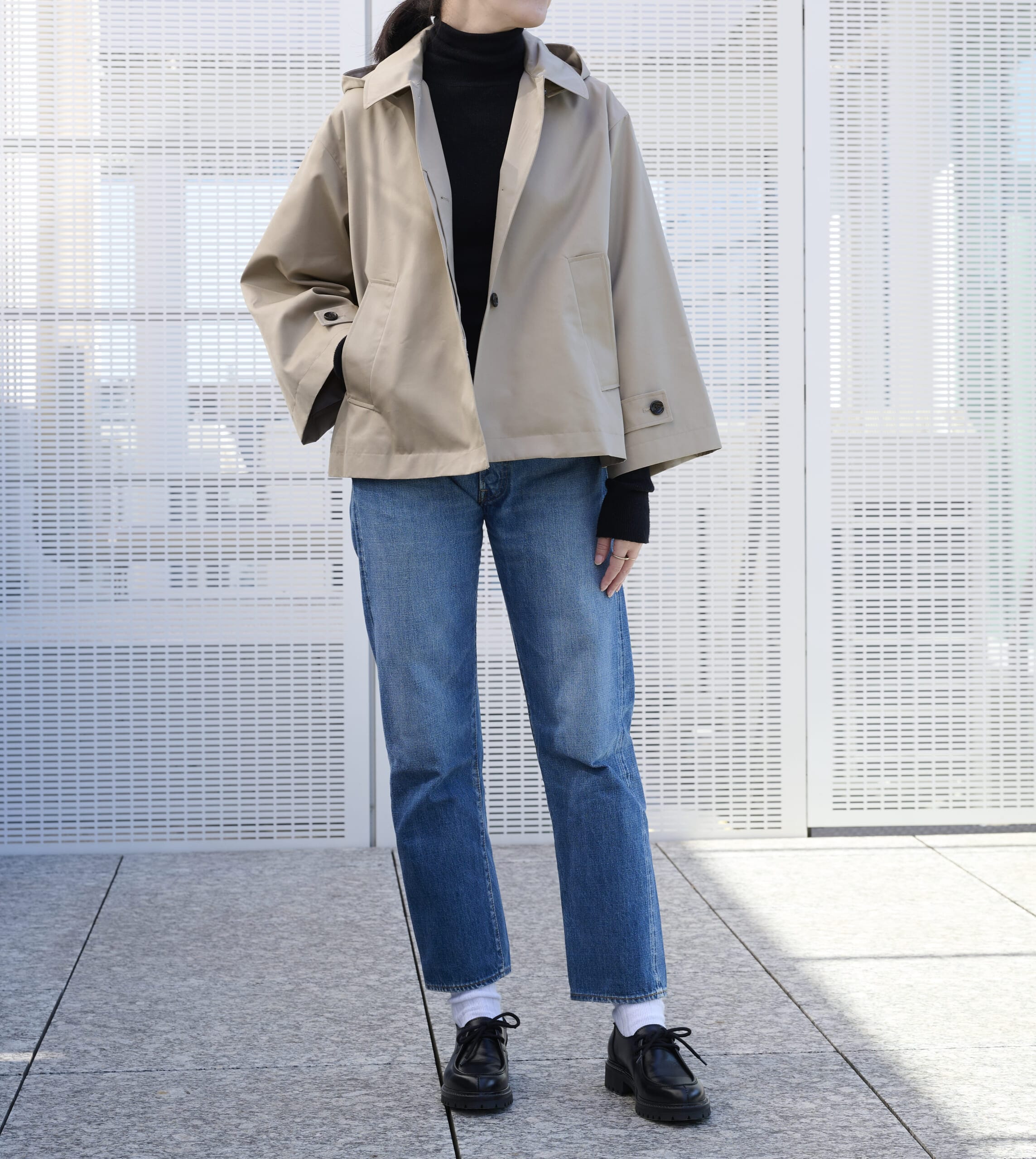 12closet 【洗える】【撥水】ステンカラーフーディーコートのデニムコーデ