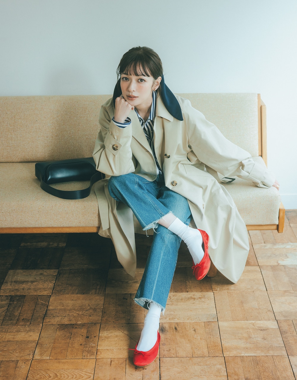 トレンチコート×バレエシューズコーデ 森 絵梨佳さん