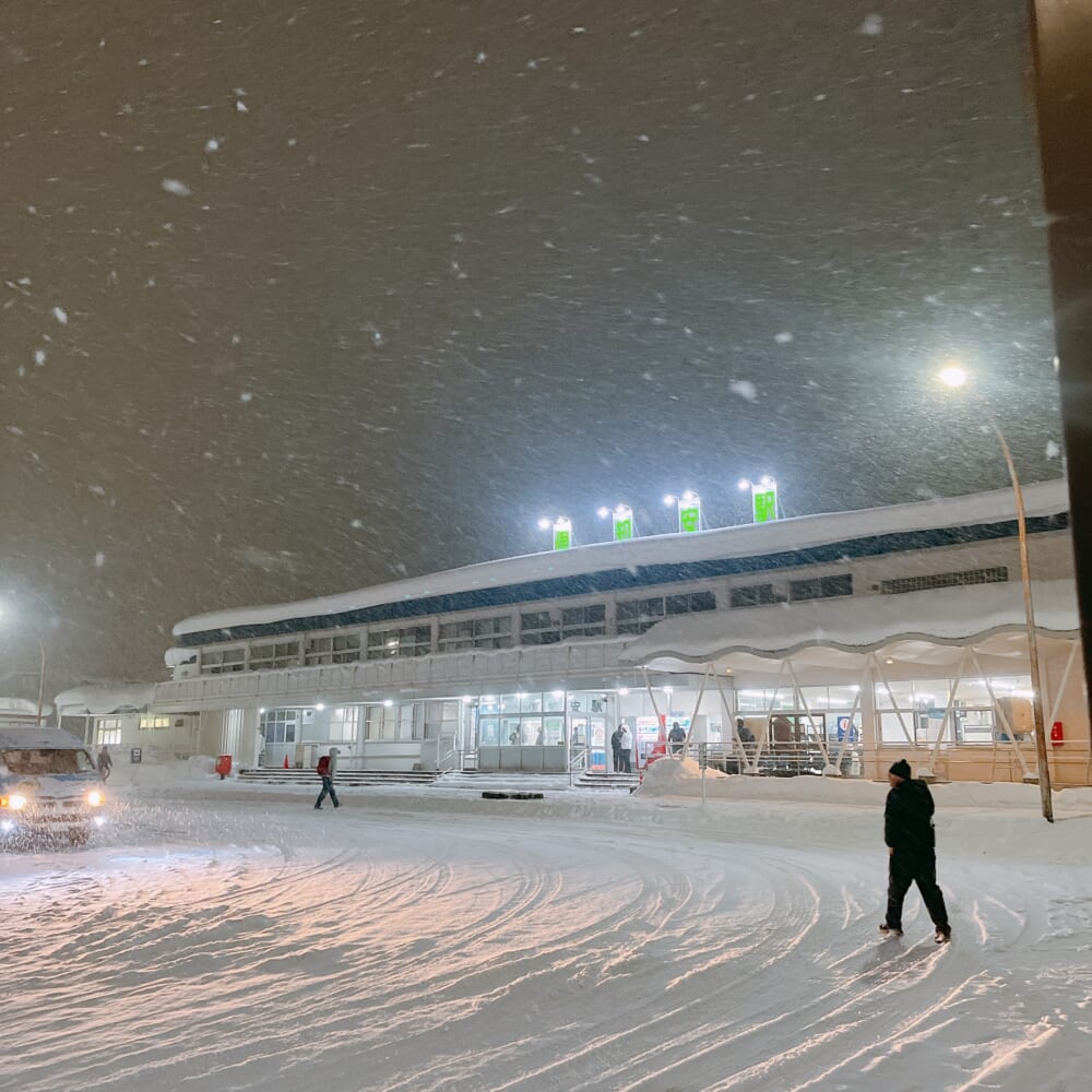 北海道 倶知安駅 雪
