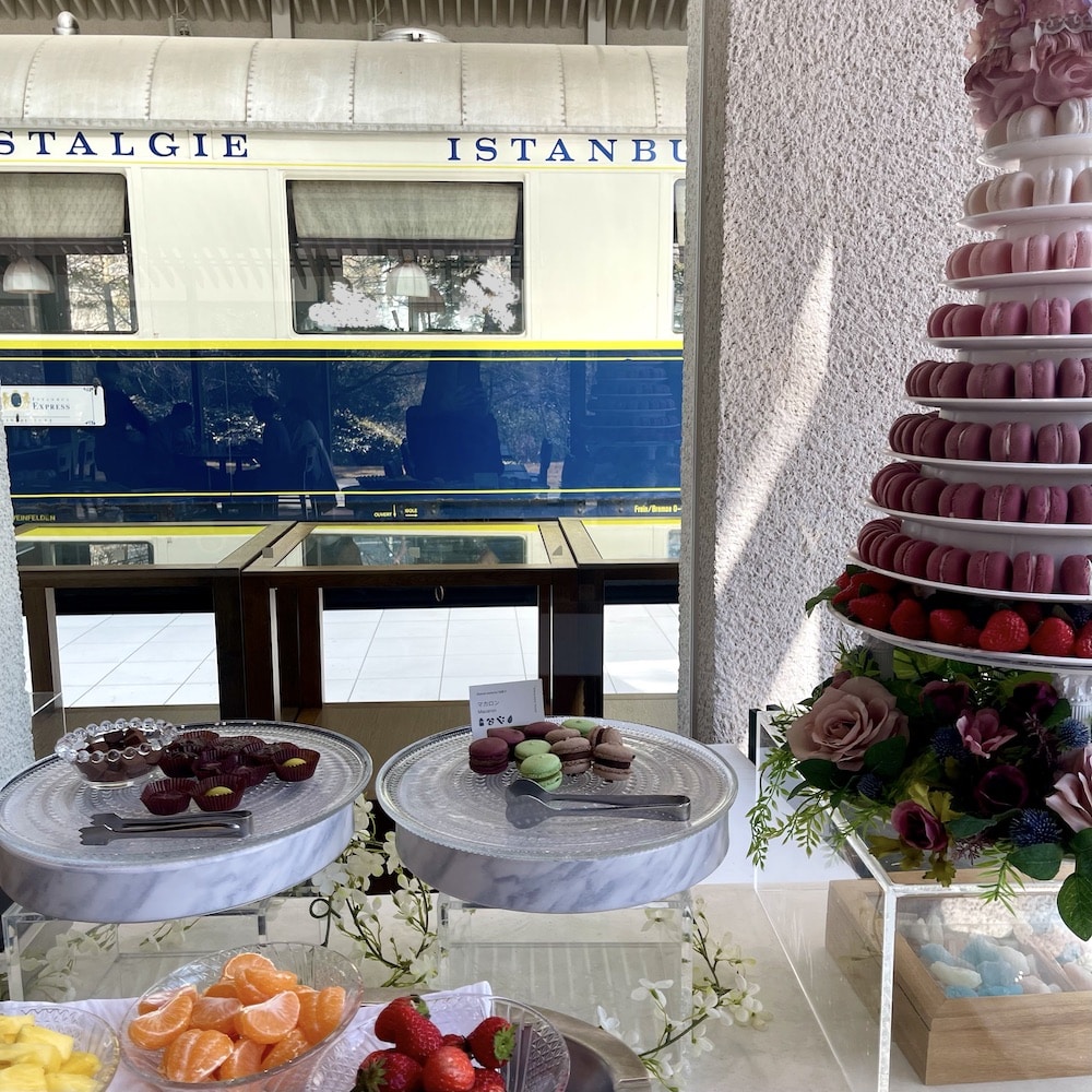 箱根エモアテラス　ビュッフェ　ランチ　スイーツ