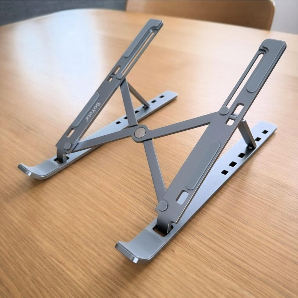 BoYata「N25 ポータブルラップトップスタンド」